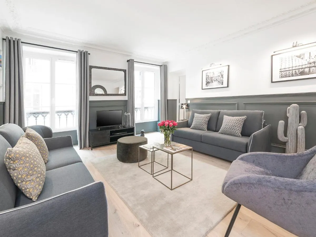 Livinparis - Luxury 3 Bedrooms Le Louvre II Parigi