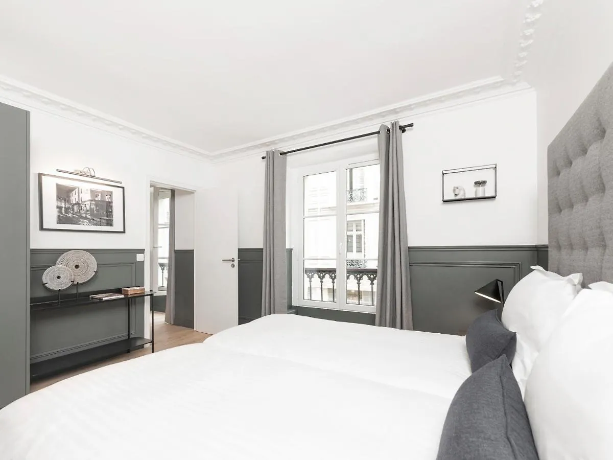 Livinparis - Luxury 3 Bedrooms Le Louvre II Appartamento